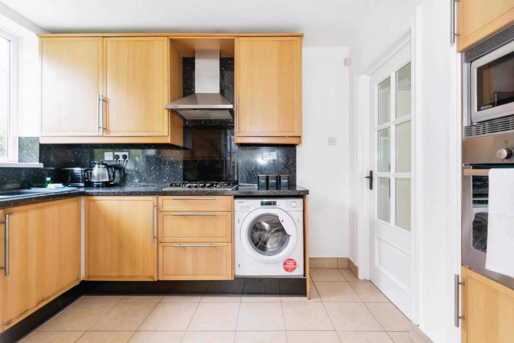 Modern 3 Bed Home - Solihull Centre المظهر الخارجي الصورة
